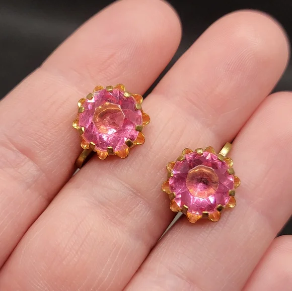 Vintage Pink Rhinestone Screwback Earrings Gold Tone - Picture 10 of 14